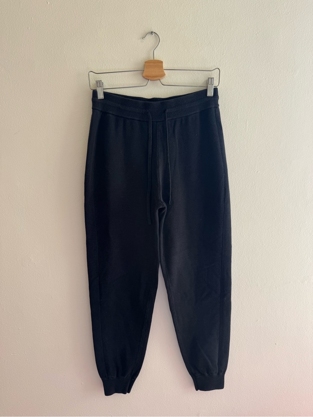 Lunya joggers black small